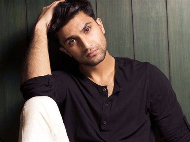 Ahad Raza Mir Age, Biography, Height, Family, Net Worth In 2023