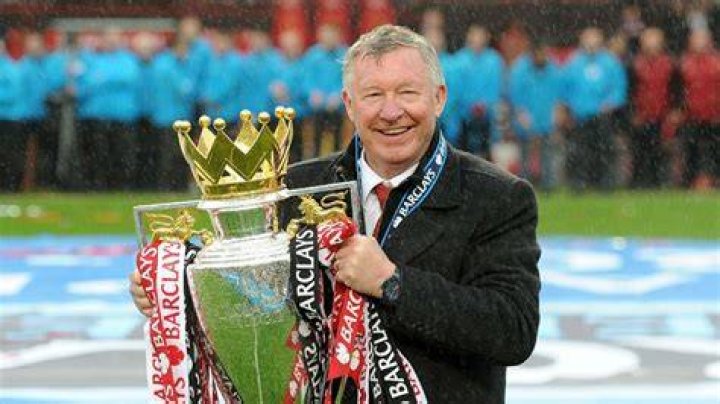 Alex OxladeChamberlain Bio, Net Worth, Facts, Wiki, Current Team