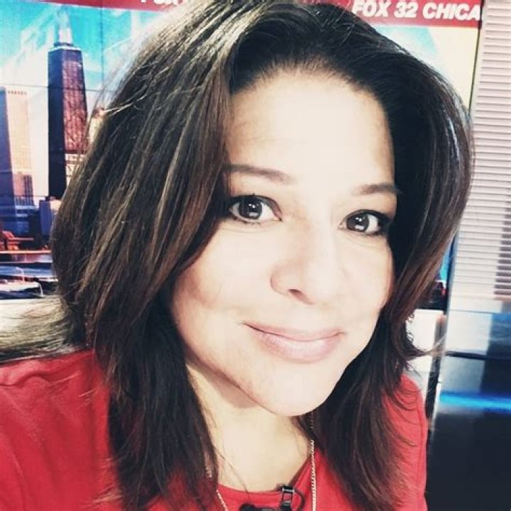 Anita Padilla (FOX 32) Bio, Wiki, Age, Husband, Family, Salary and Net