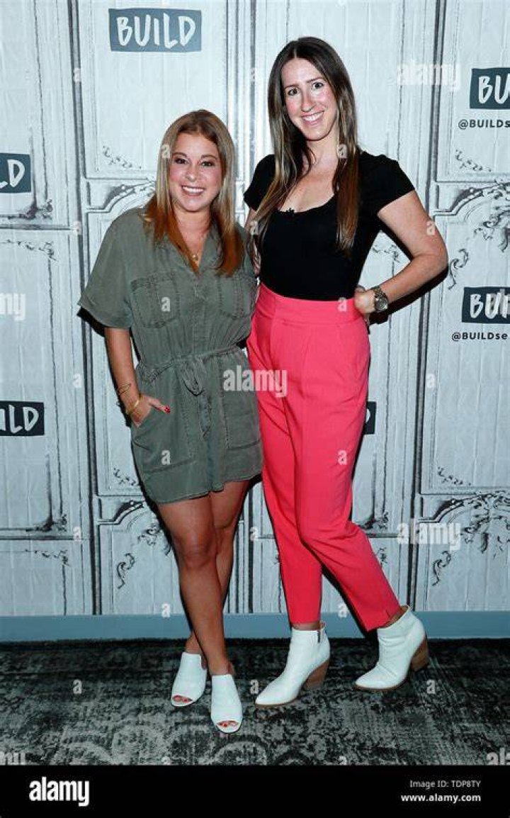 Ashley Hesseltine & Rayna Greenberg Raw Sex (A)Spiel Podcast Magazine®