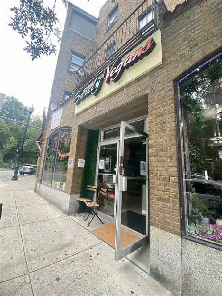 Barely Vegans New Rochelle New York Restaurant HappyCow