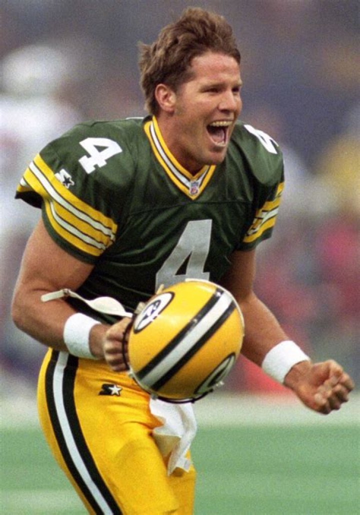 Brett Favre Net Worth 2021 Update Bio, Age, Height, Weight