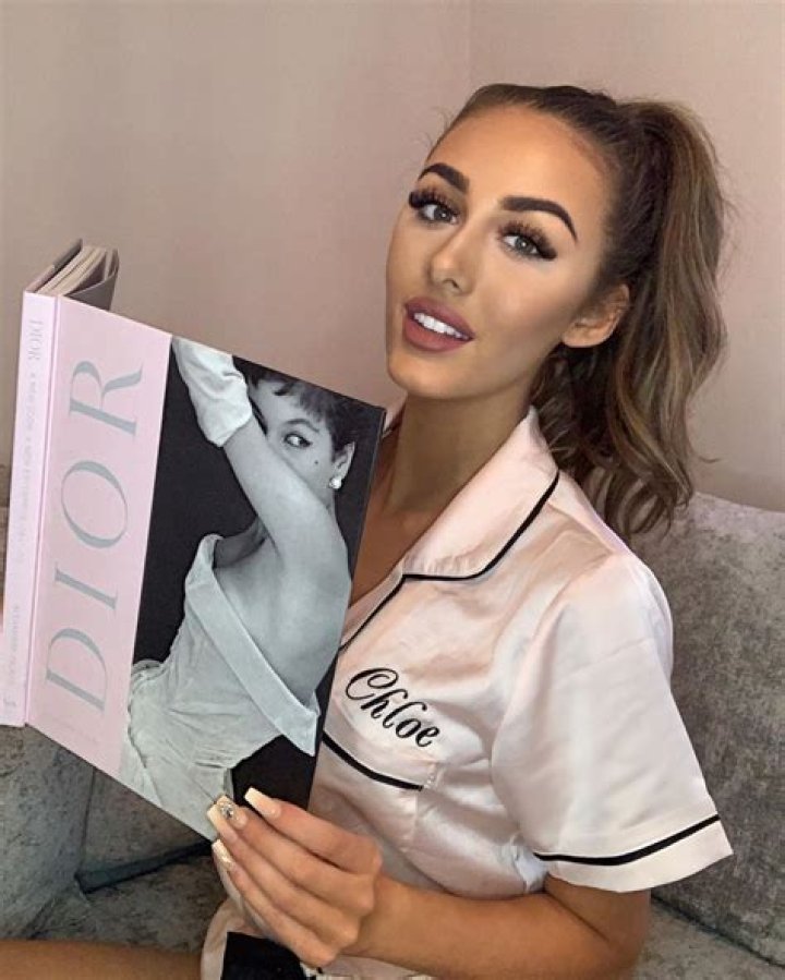 Chloe Veitch Social Media Photos 07/15/2020 &bull; CelebMafia