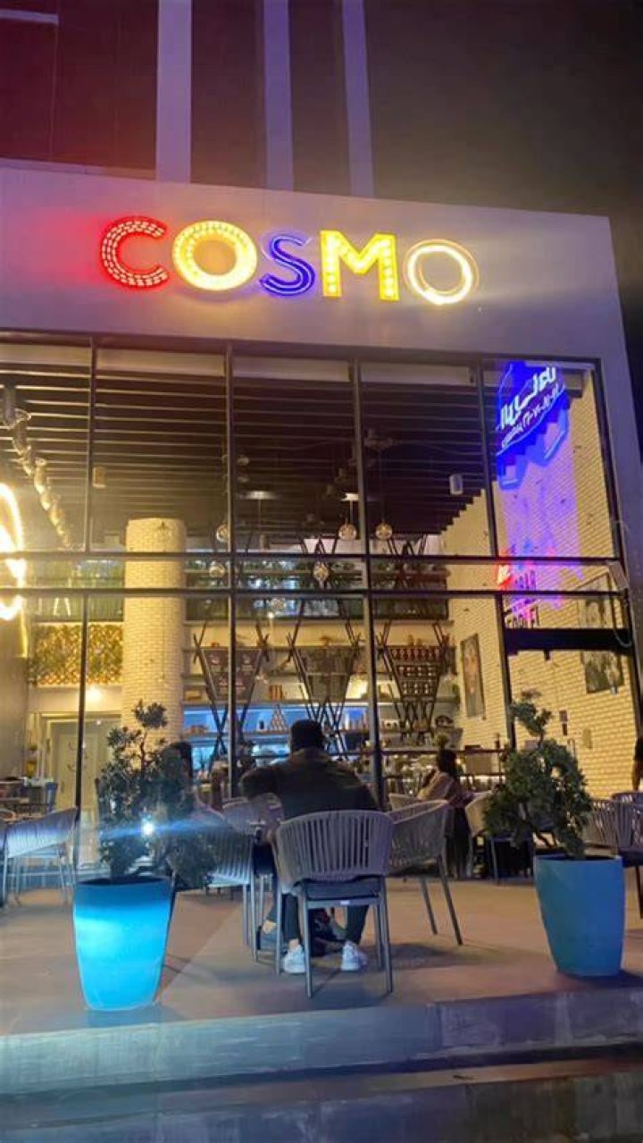 COSMO The AllYouCanEat Restaurant Where Robots Deliver Food