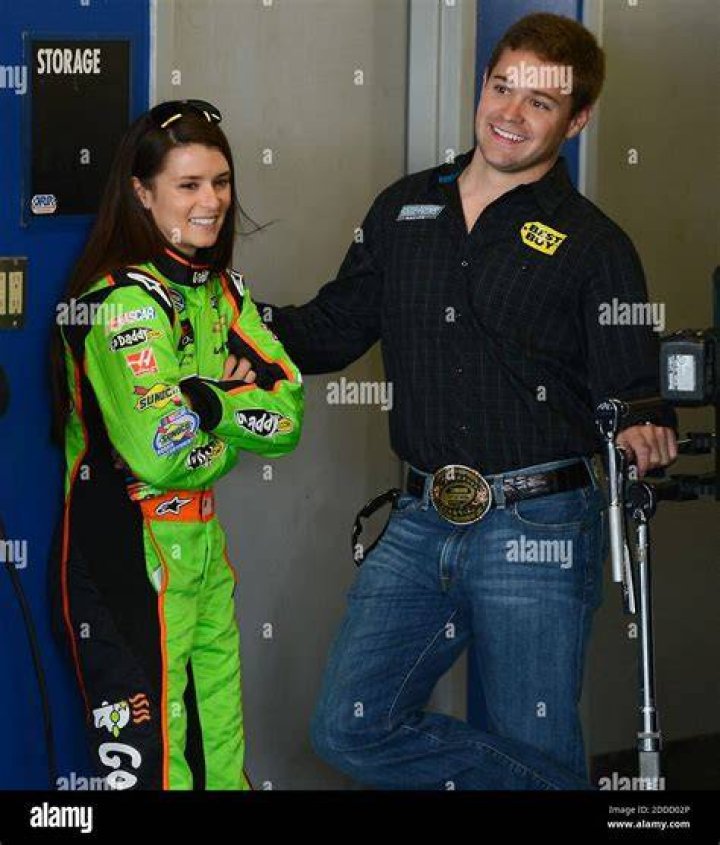 Danica Patrick, boyfriend Ricky Stenhouse Jr. working on relationship