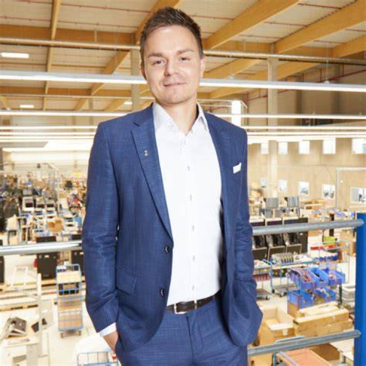 Daniel Strauch Wiki 2021 Net Worth, Height, Weight, Relationship