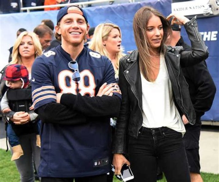 Get to know Amanda Grahovec All about Patrick Kane’s girlfriend