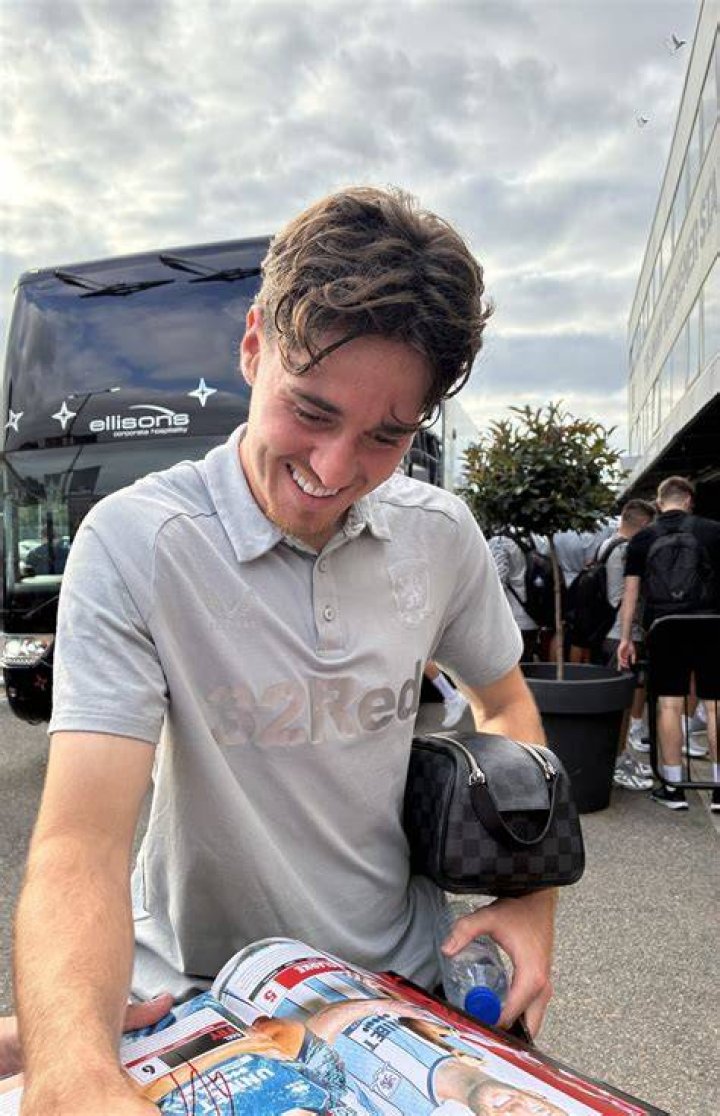 Hayden Ryan Wiki & Bio