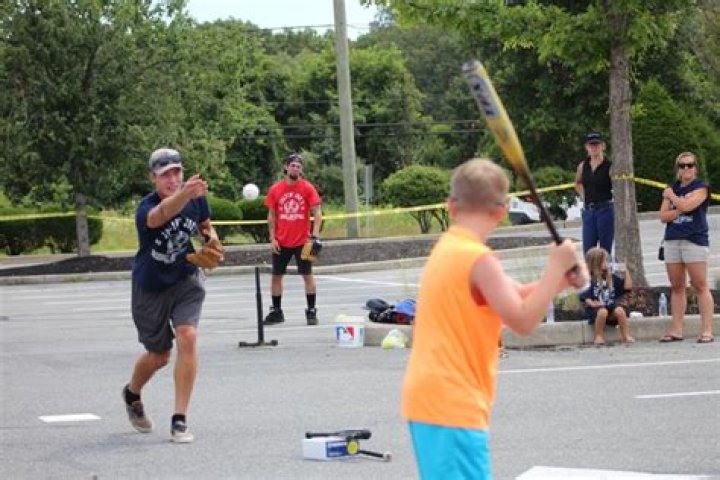Joe Vanaskey teaches baseball to the next generation Business