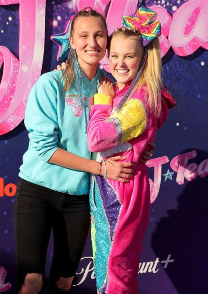 JoJo Siwa and girlfriend Kylie Prew on secret to relationship success