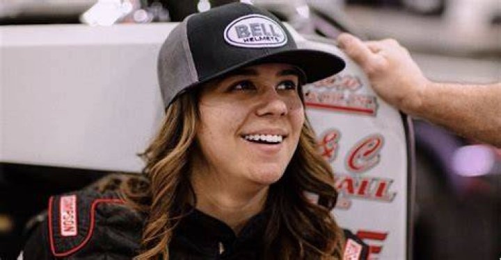 Karsyn Elledge Is Starting Her FullTime Dirt Racing Career Engaging