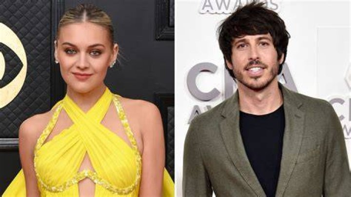 Kelsea Ballerini Shades Evans in ‘SNL’ Performance Life & Style