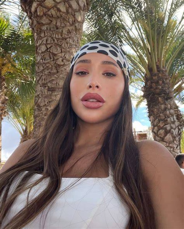 Kim Mellibovsky Meet the STUNNING Israeli army babe taking Instagram