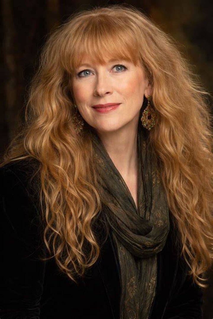 Loreena Mckennitt Loreena mckennitt, Mcs, Lorraine
