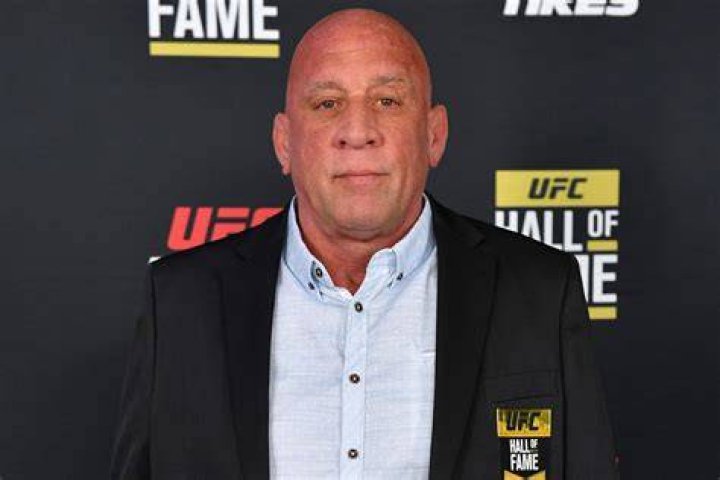 Mark Coleman on UFC fighter pay to what we got back when I