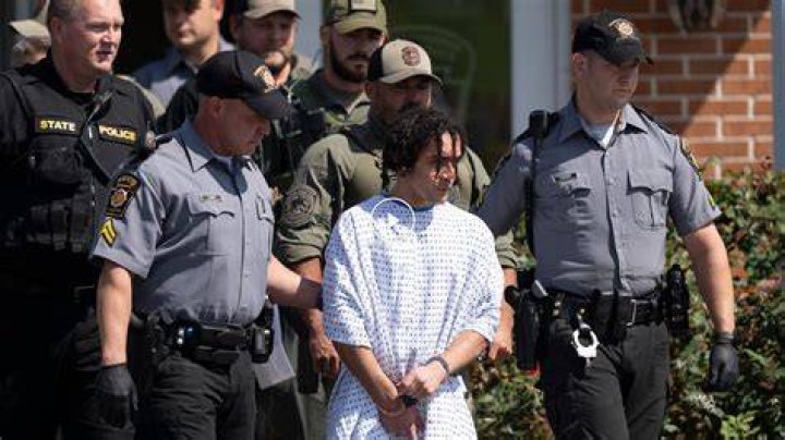 Mark Smith Man arrested for fatally stabbing Isaiah Collazo, 18, on