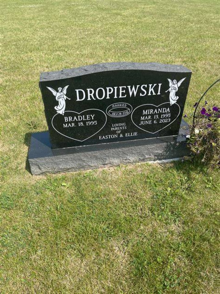 Miranda Dropiewski Obituary And Death Cause Linked To Car Accident