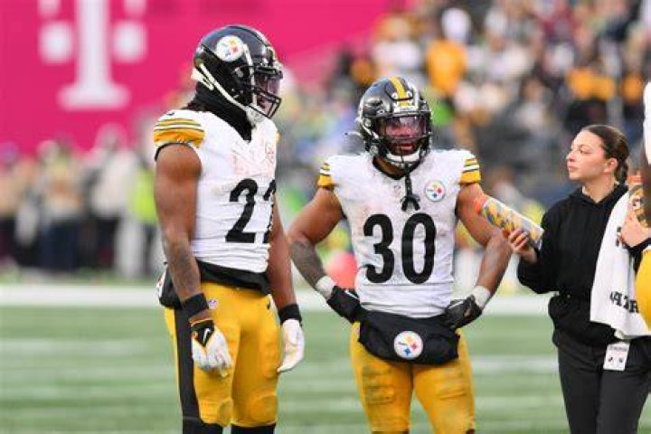 NFL slaps Steelers RB Jaylen Warren with big fine for hit during Browns