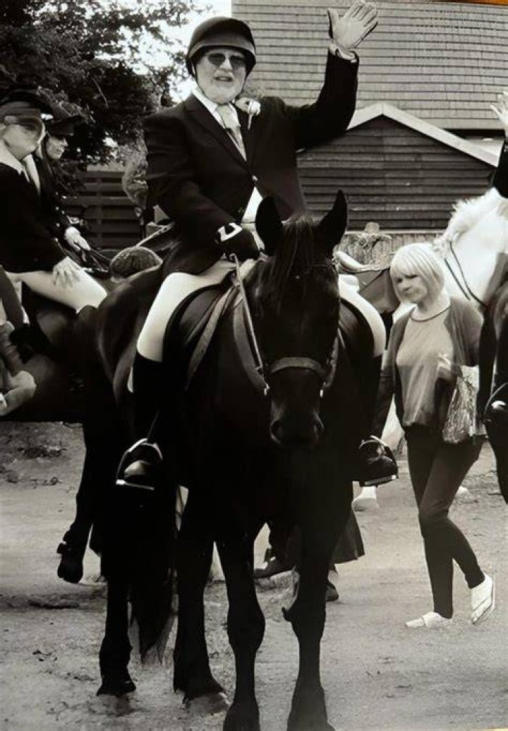 Peter Gibbs, Obituary Funeral Guide