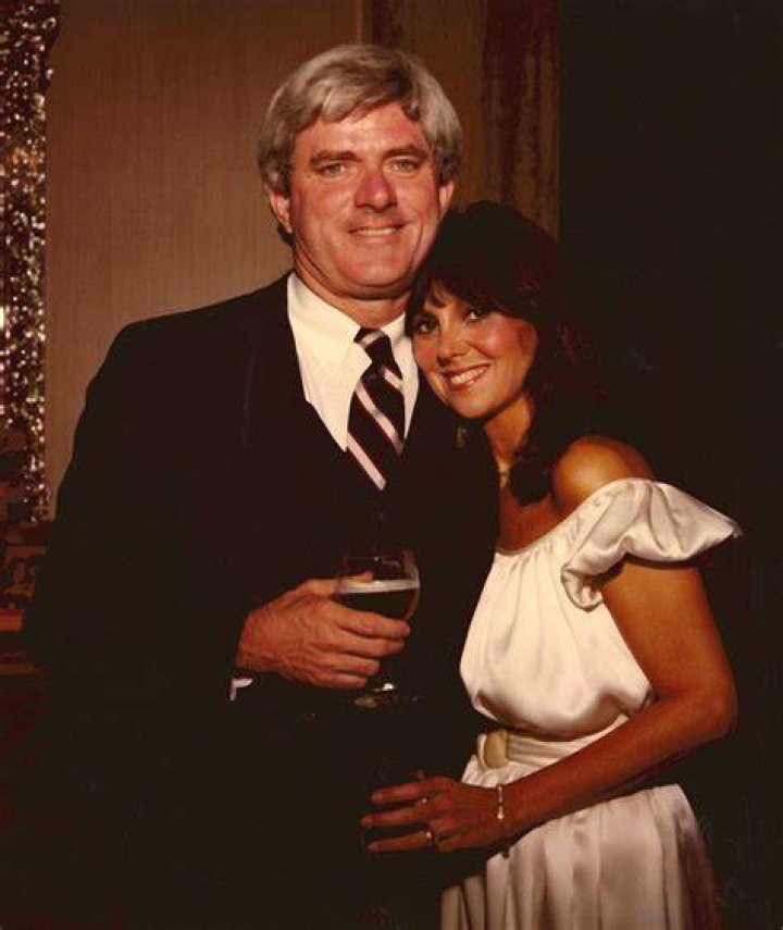 Phil Donahue and wife Marlo Thomas circa 1981 File Reference 32557