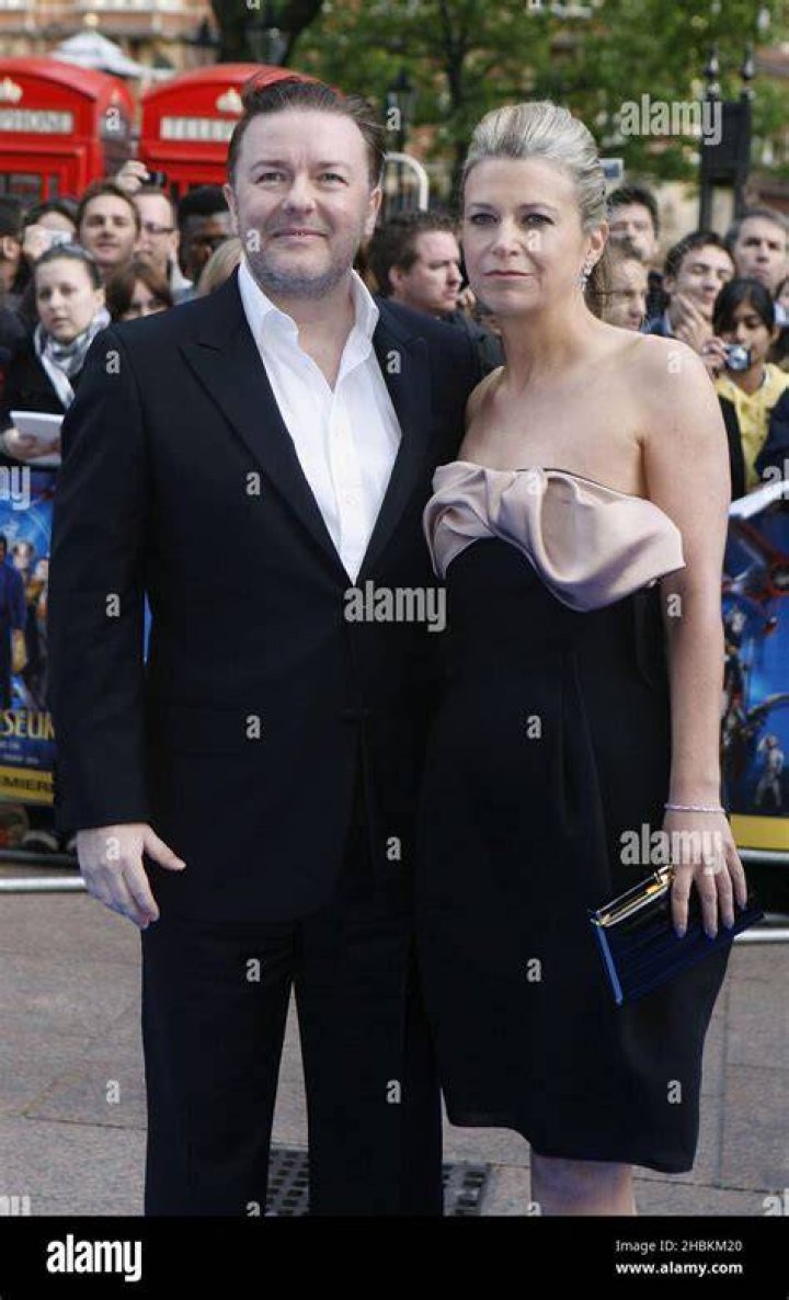 Ricky Gervais and girlfriend Jane Fallon giggle together on lunch date