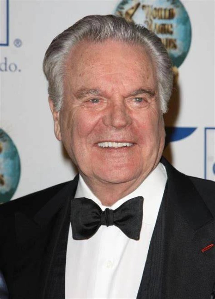 Robert Wagner net worth, Wiki, Age, Career