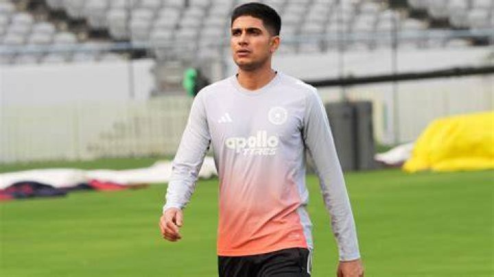 Shubman Gill AkanisiRoqaya