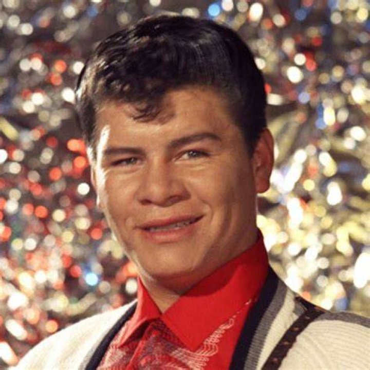 SwashVillage Ritchie Valens Biographie