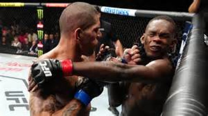 UFC 281 Israel Adesanya loses middleweight title to Alex Pereira in